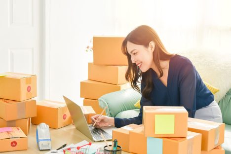 自建站还是亚马逊？